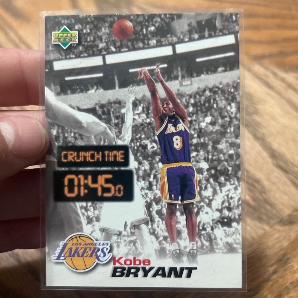 1997 Kobe Bryant #8 Upper Deck Crunch Time